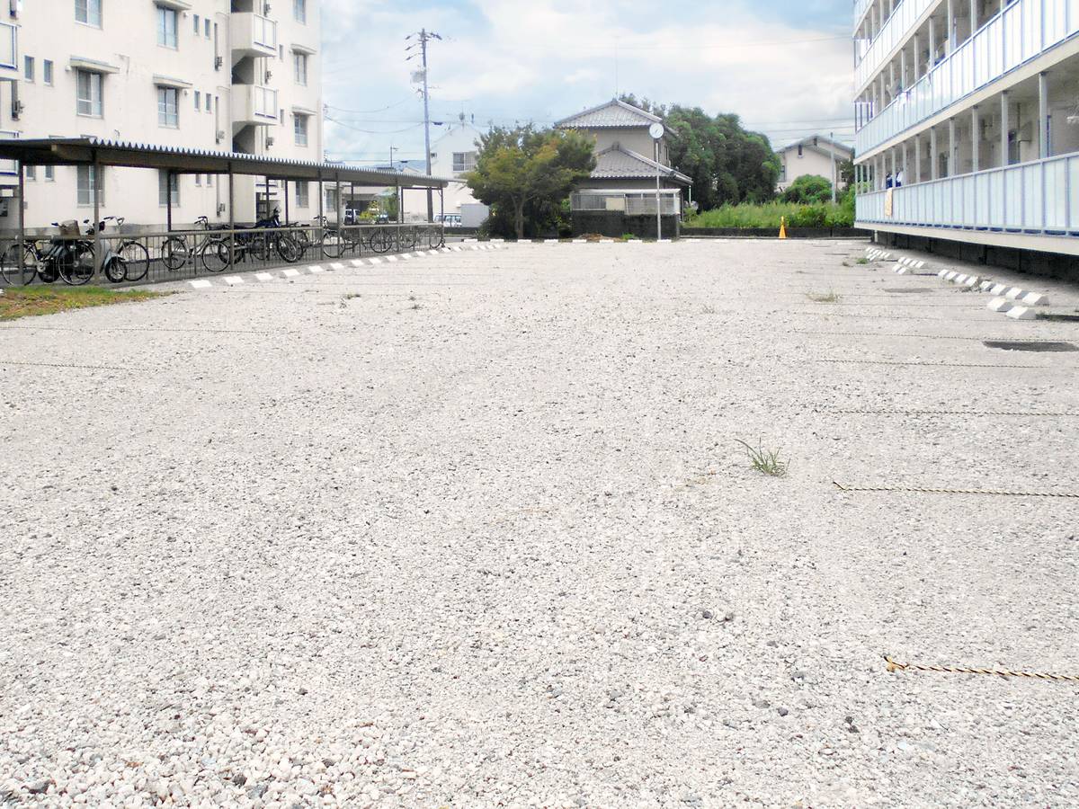 Parking lot of Village House Motosu in Motosu-shi