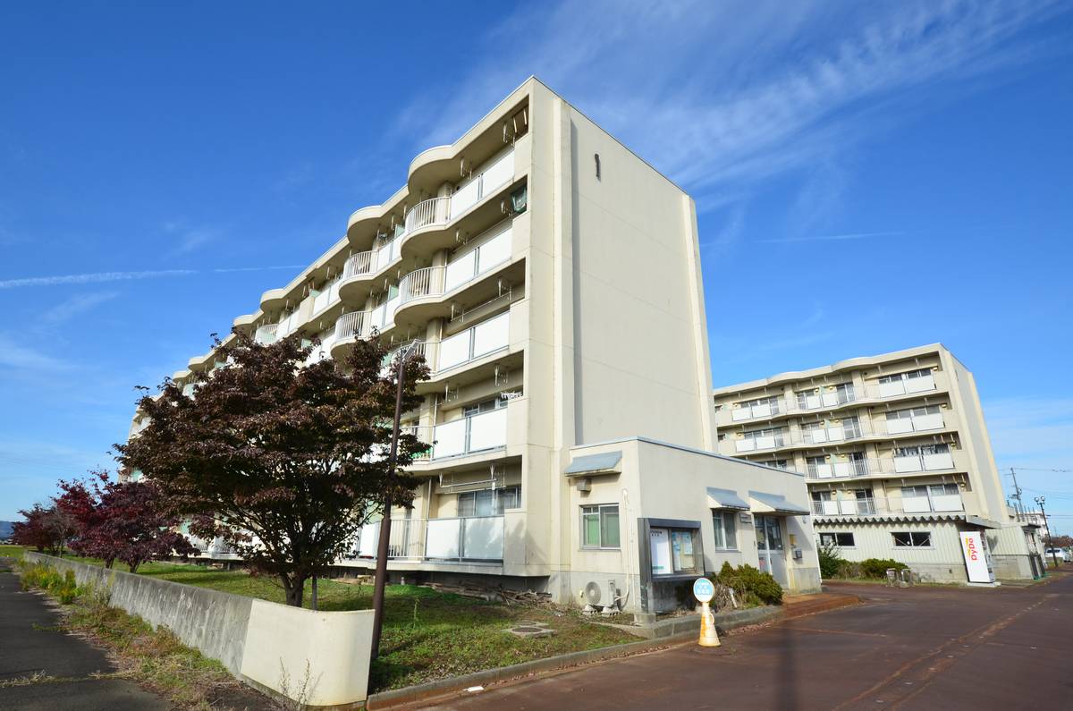 Exterior of Village House Tsubame in Tsubame-shi