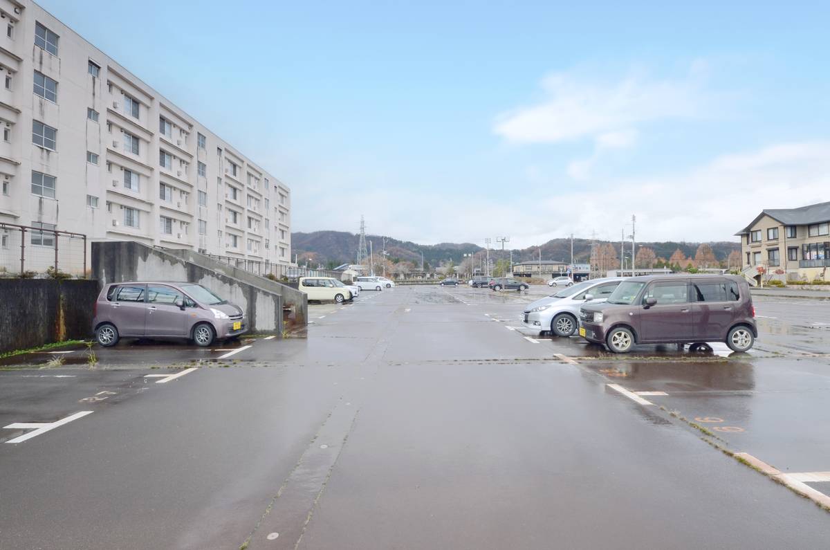 Parking lot of Village House Wakaba in Ojiya-shi