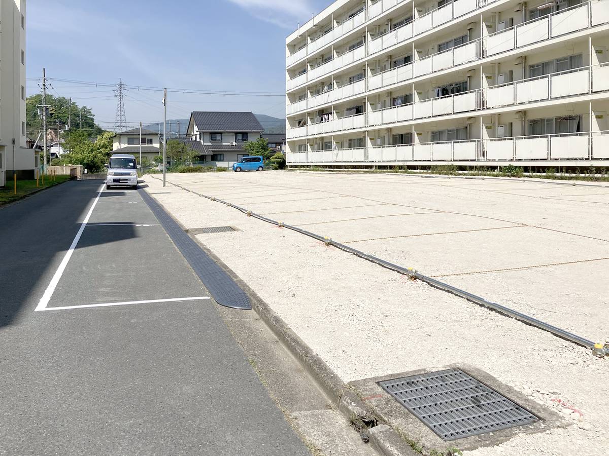 豊岡市ビレッジハウス下陰第二の駐車場