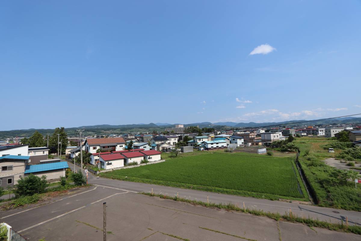 Tầm nhìn từ Village House Kuroishi ở Kuroishi-shi