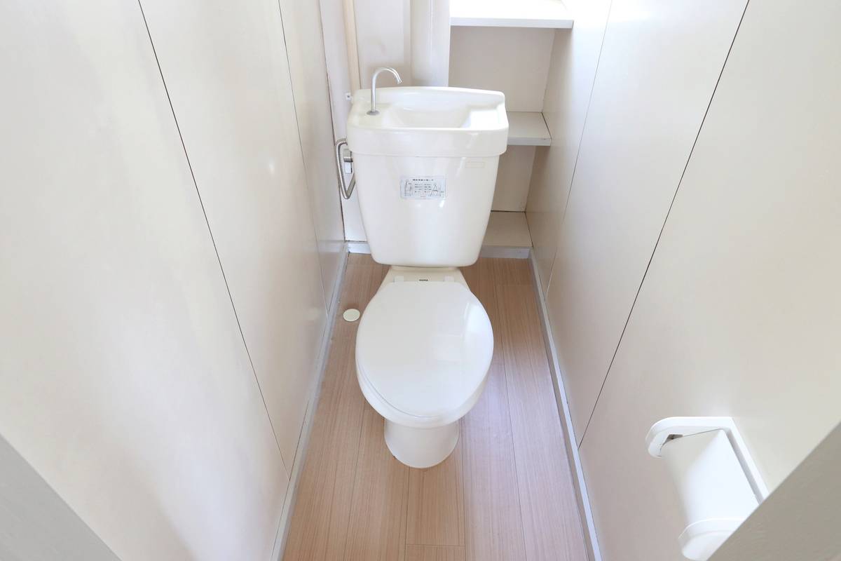 Toilet in Village House Ashiya in Aomori-shi