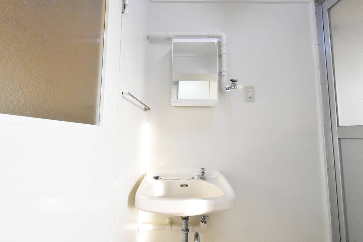 Lavabo de Village House Goshomiya em Chikusei-shi