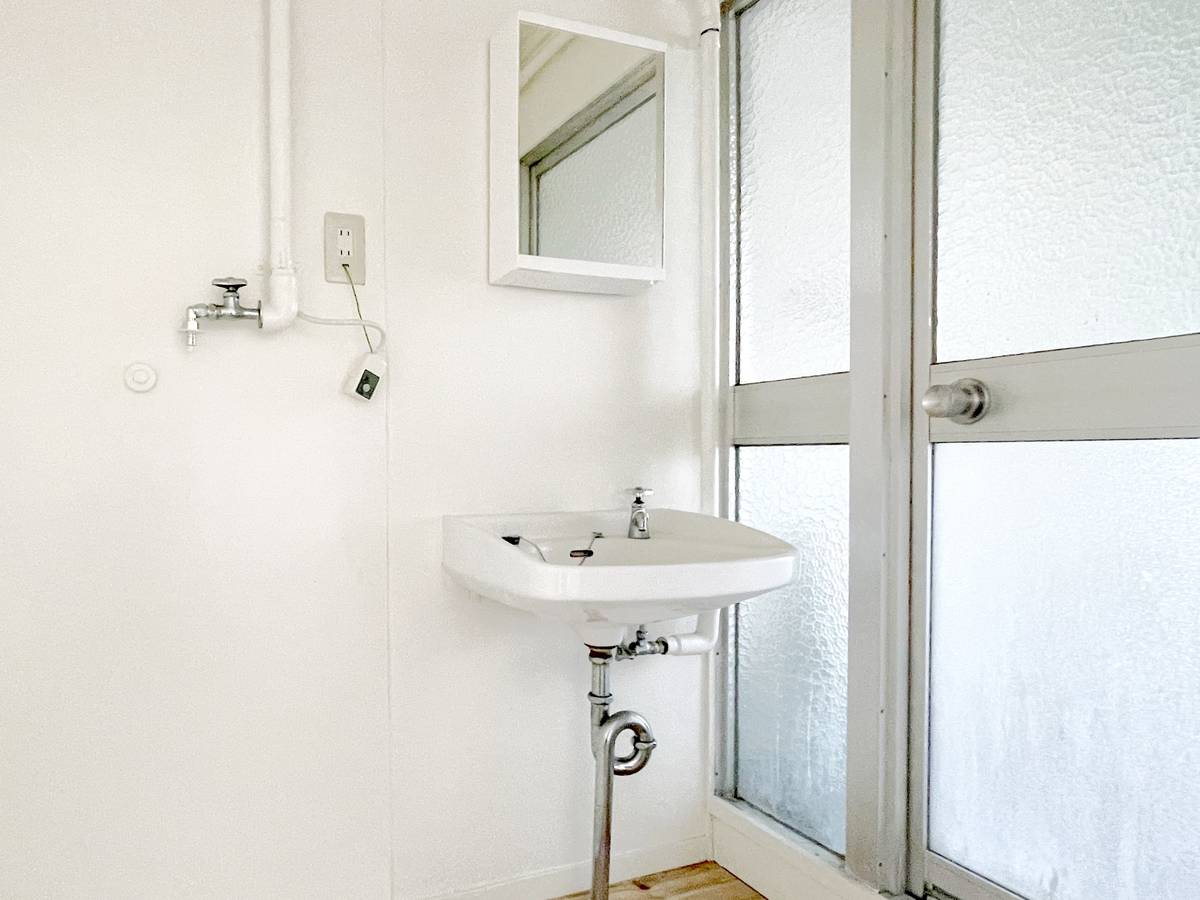 Powder Room in Village House Ishioka in Ishioka-shi