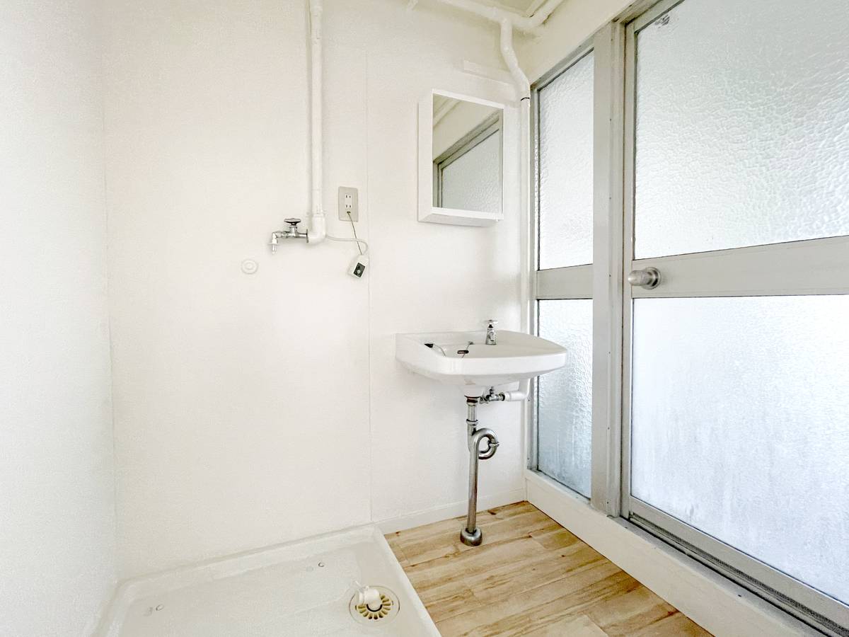 Powder Room in Village House Ishioka in Ishioka-shi