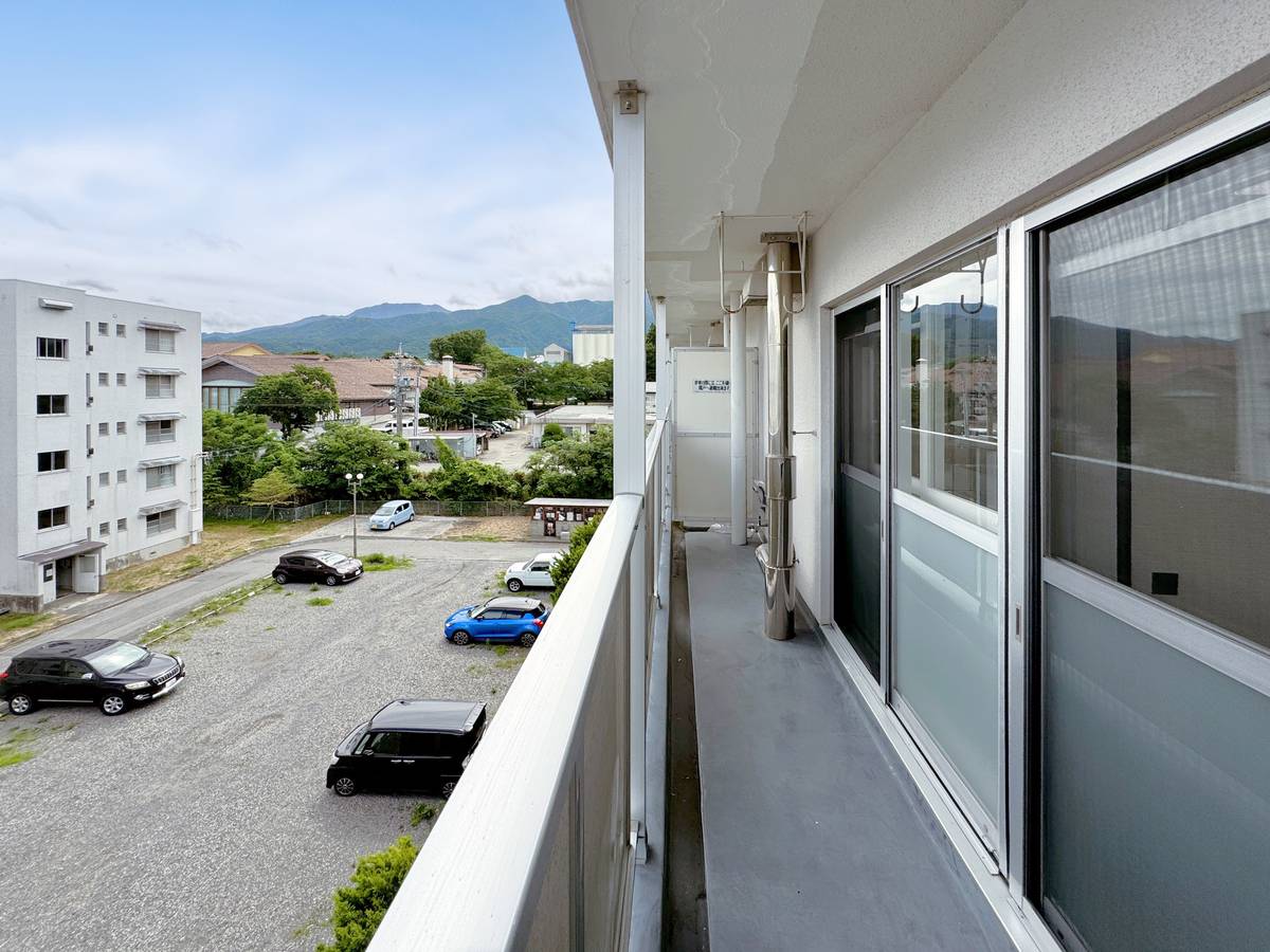 Balcony in Village House Komagane in Komagane-shi