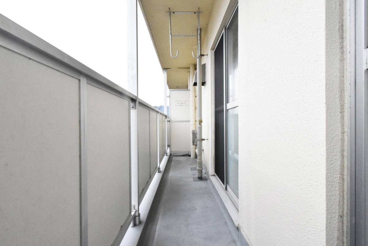 Balcony in Village House Yoshida Miyakouji in Tsubame-shi