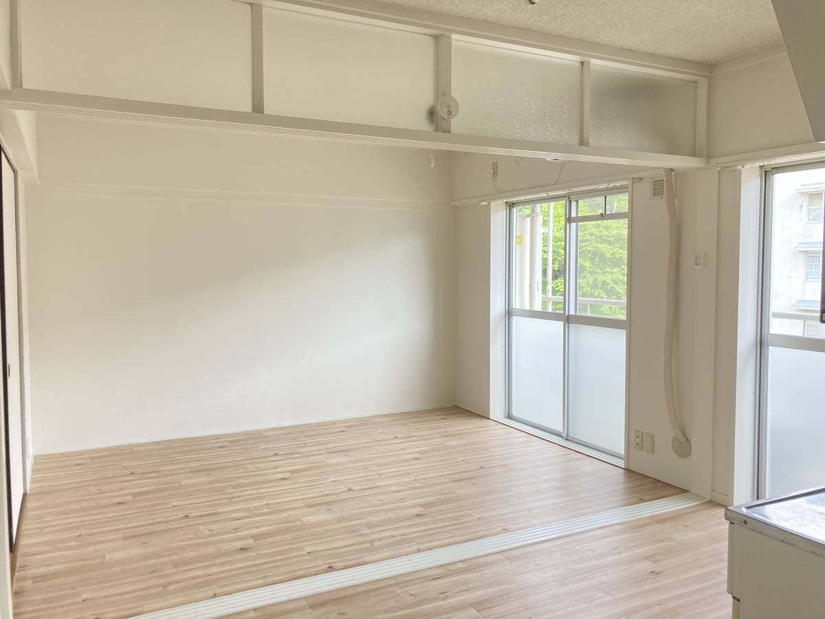 Living Room in Village House Maruko in Ueda-shi