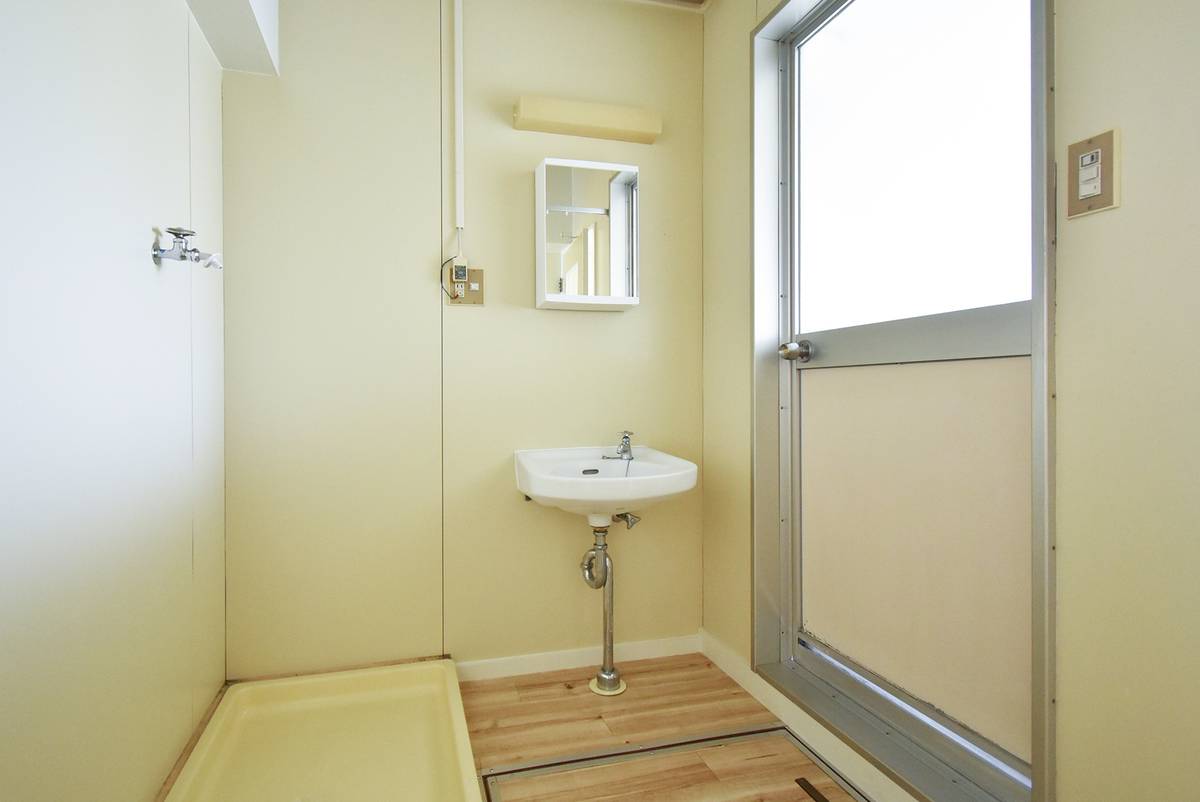 Powder Room in Village House Hon Kawamata in Hanyu-shi