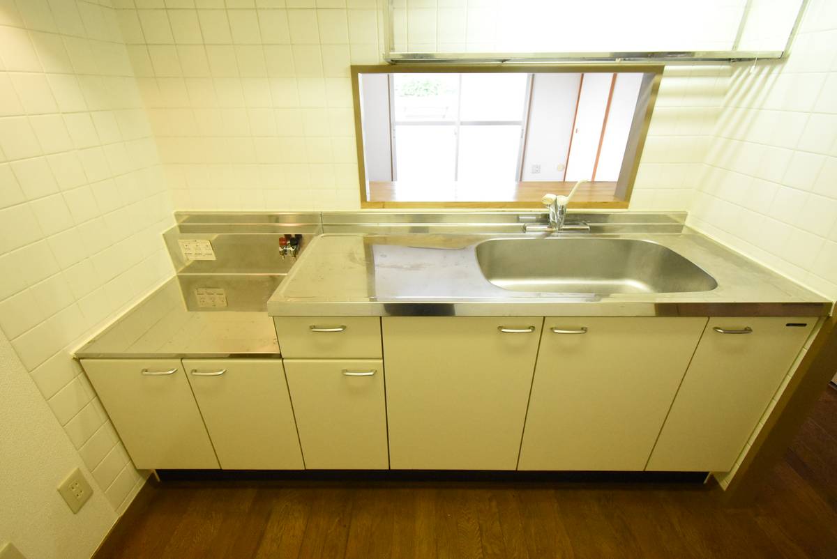 Kitchen in Village House Higashi Matsuyama Tower in Higashimatsuyama-shi