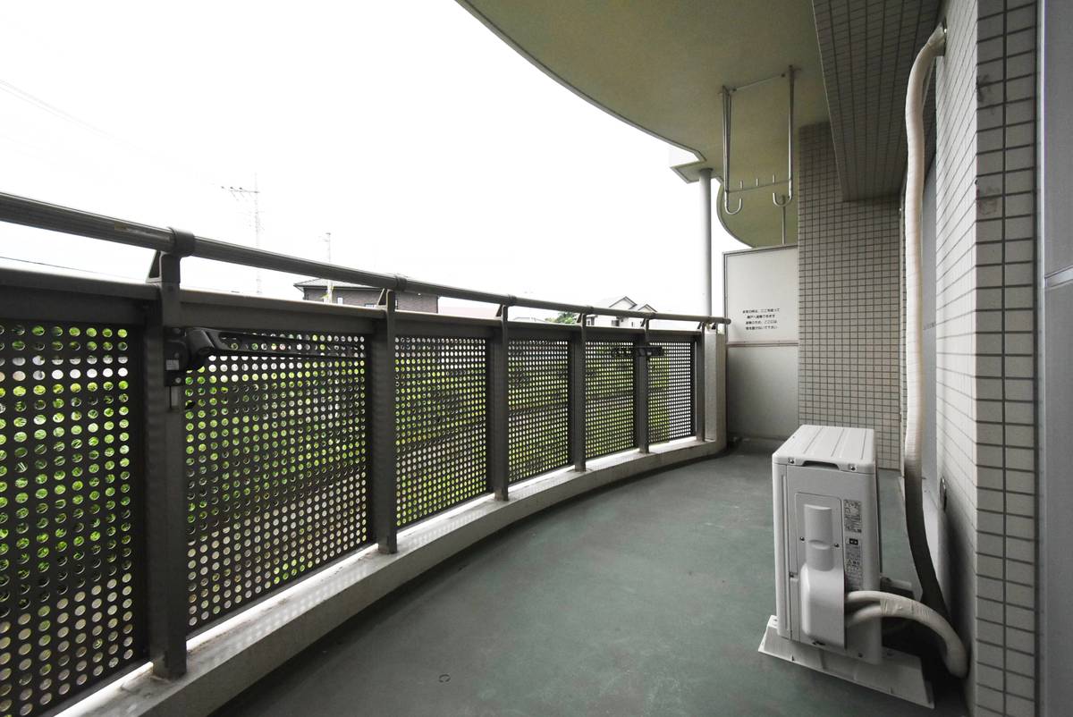 Balcony in Village House Higashi Matsuyama Tower in Higashimatsuyama-shi