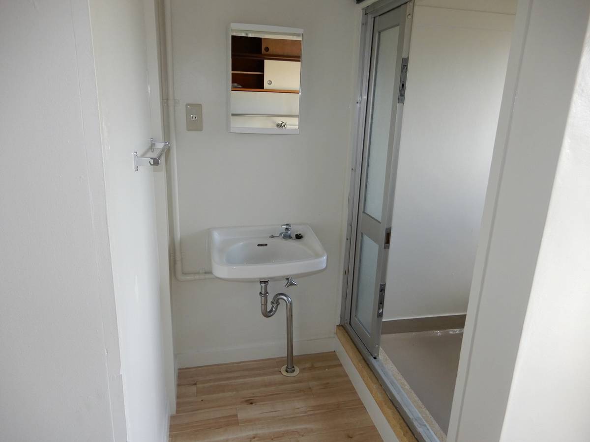 Lavabo de Village House Noda em Kariya-shi