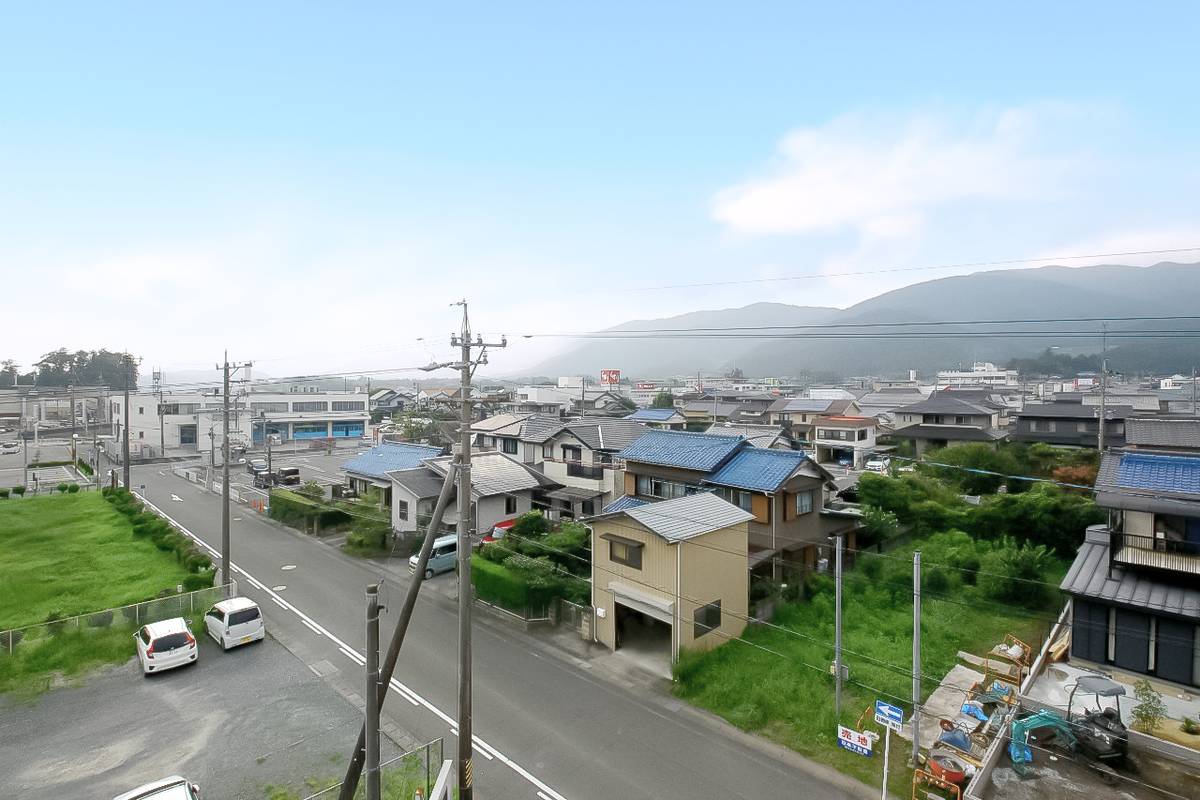 Tầm nhìn từ Village House Honmachi ở Shinshiro-shi