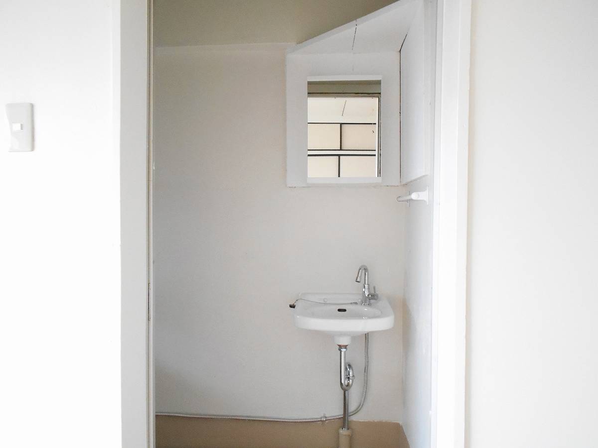 Lavabo de Village House Jimei em Nishio-shi