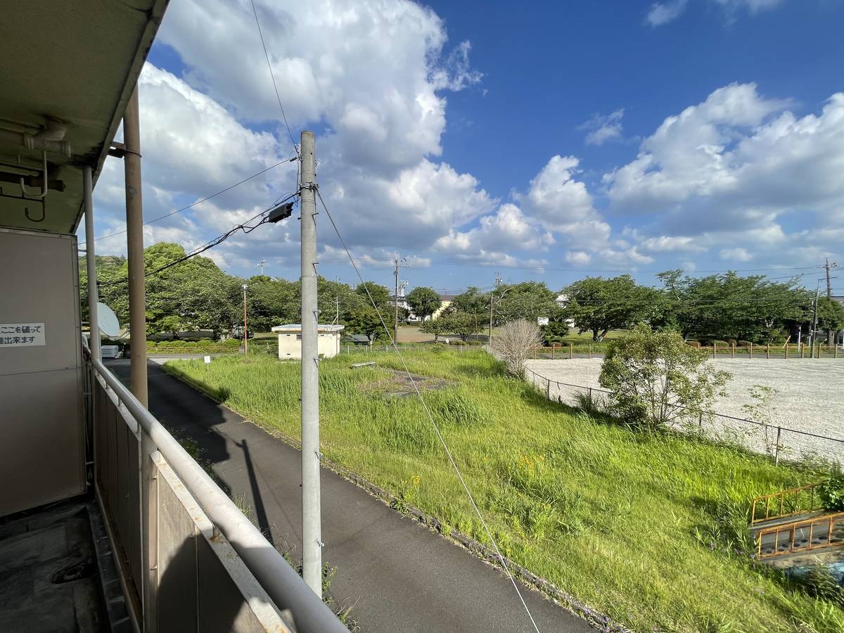 Tầm nhìn từ Village House Fujioka ở Fujieda-shi