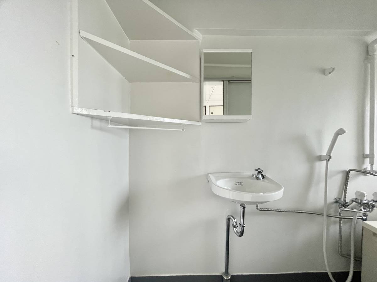 Powder Room in Village House Nishi Hagiwara in Ichinomiya-shi