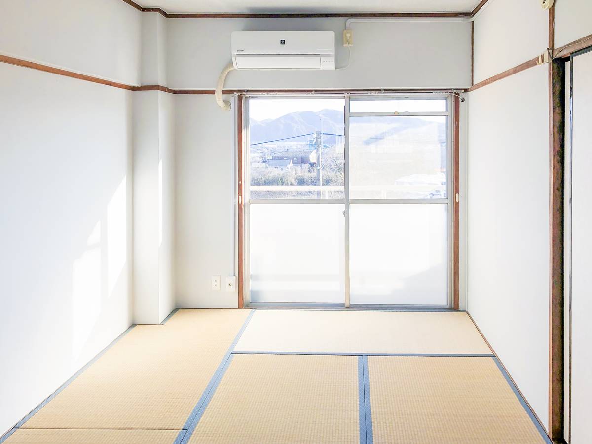 Living Room in Village House Sakaimatsu in Minokamo-shi