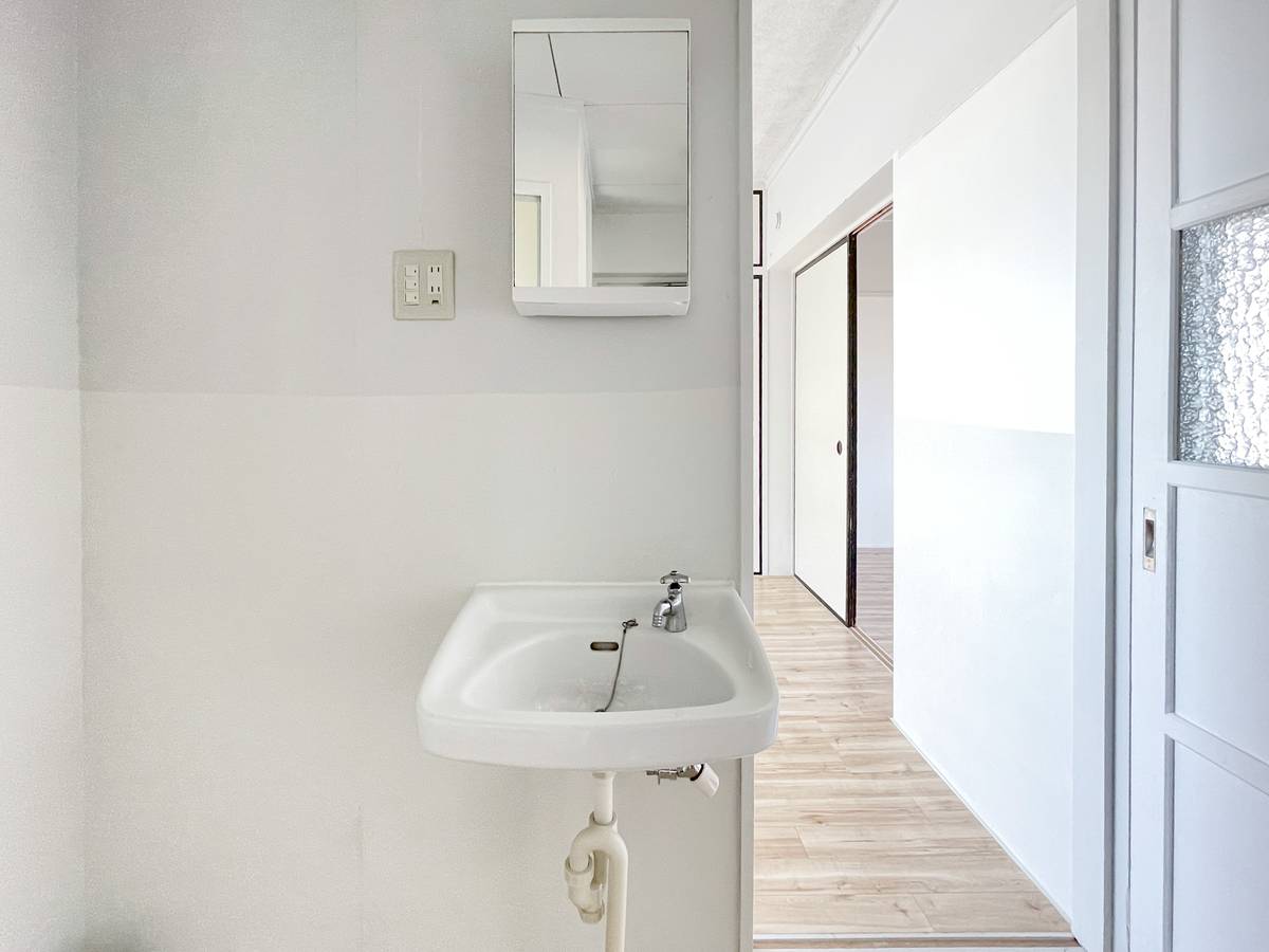 Powder Room in Village House Imura in Matsusaka-shi