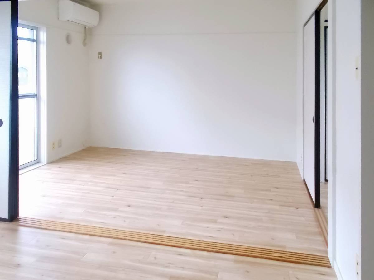 Living Room in Village House Miyanari in Toyama-shi