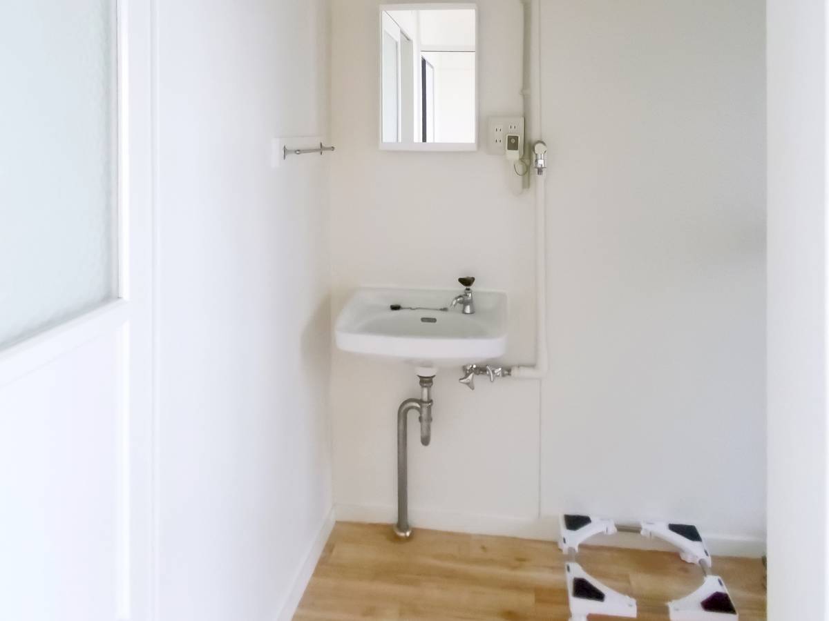 Powder Room in Village House Miyanari in Toyama-shi