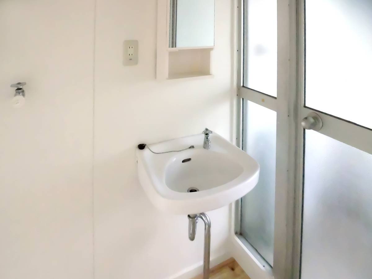 Lavabo de Village House Sunamicho Nishi em Mizuho-shi