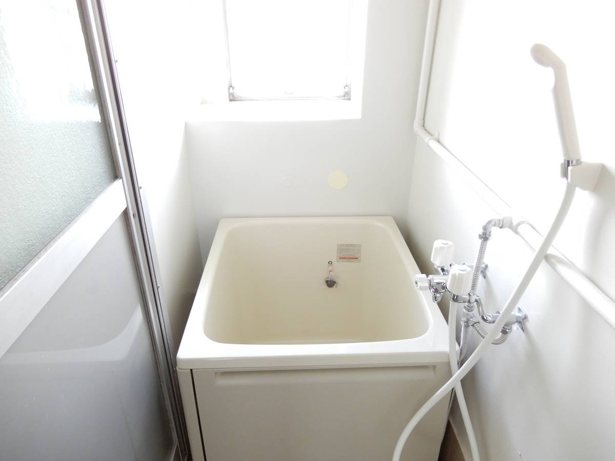 Bathroom in Village House Nakazu in Fuchu-shi