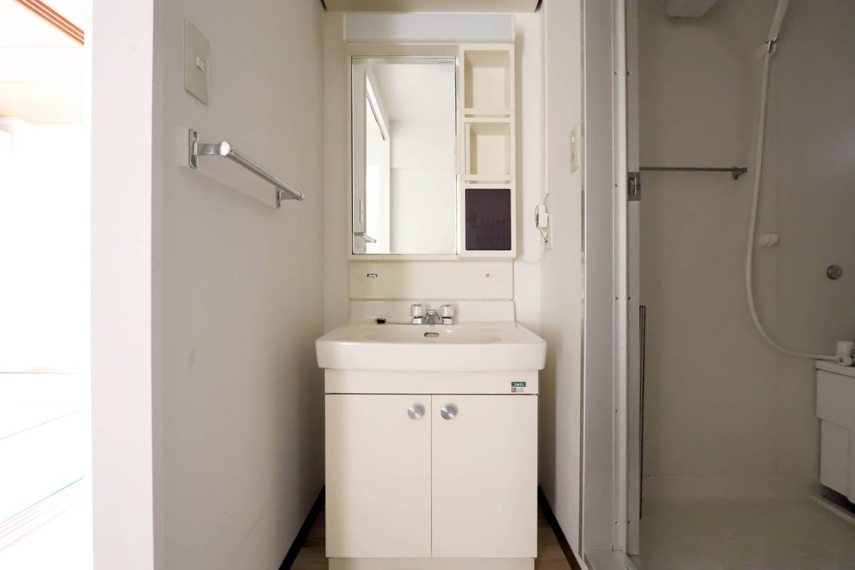 Powder Room in Village House Ekiya in Fukuyama-shi