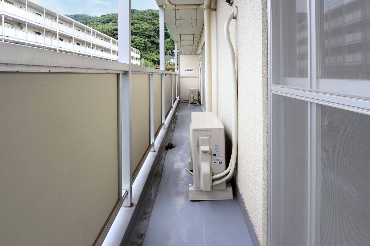 Balcony in Village House Ekiya in Fukuyama-shi