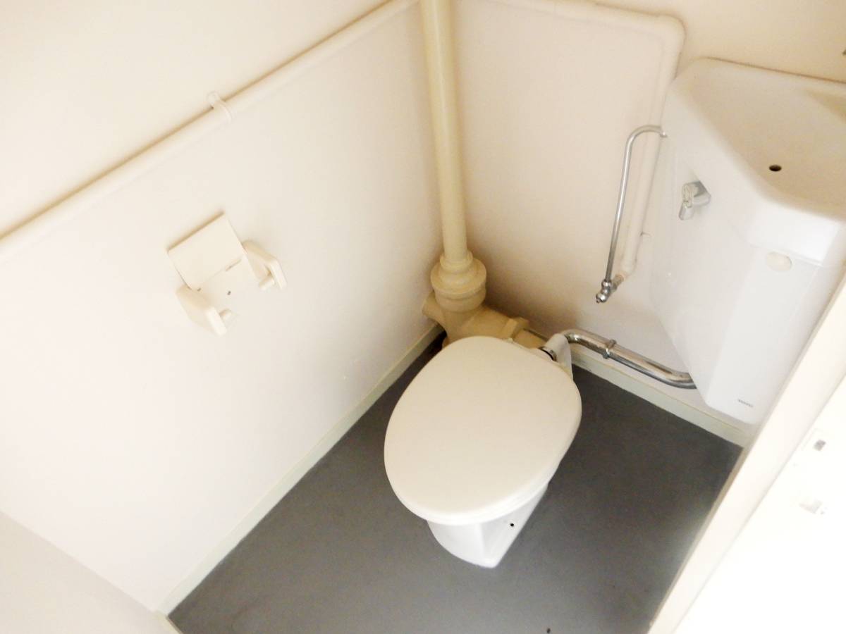 Toilet in Village House Agenogi in Matsue-shi