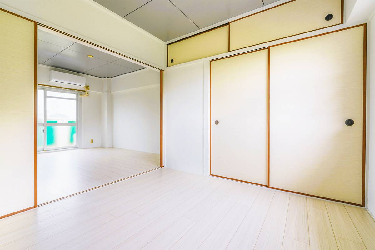 Living Room in Village House Tamahara in Tamano-shi