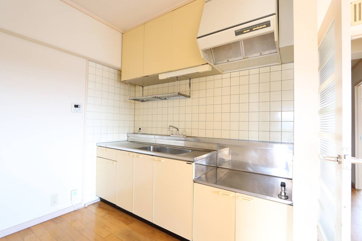 Kitchen in Village House Takamigaoka Tower in Higashihiroshima-shi