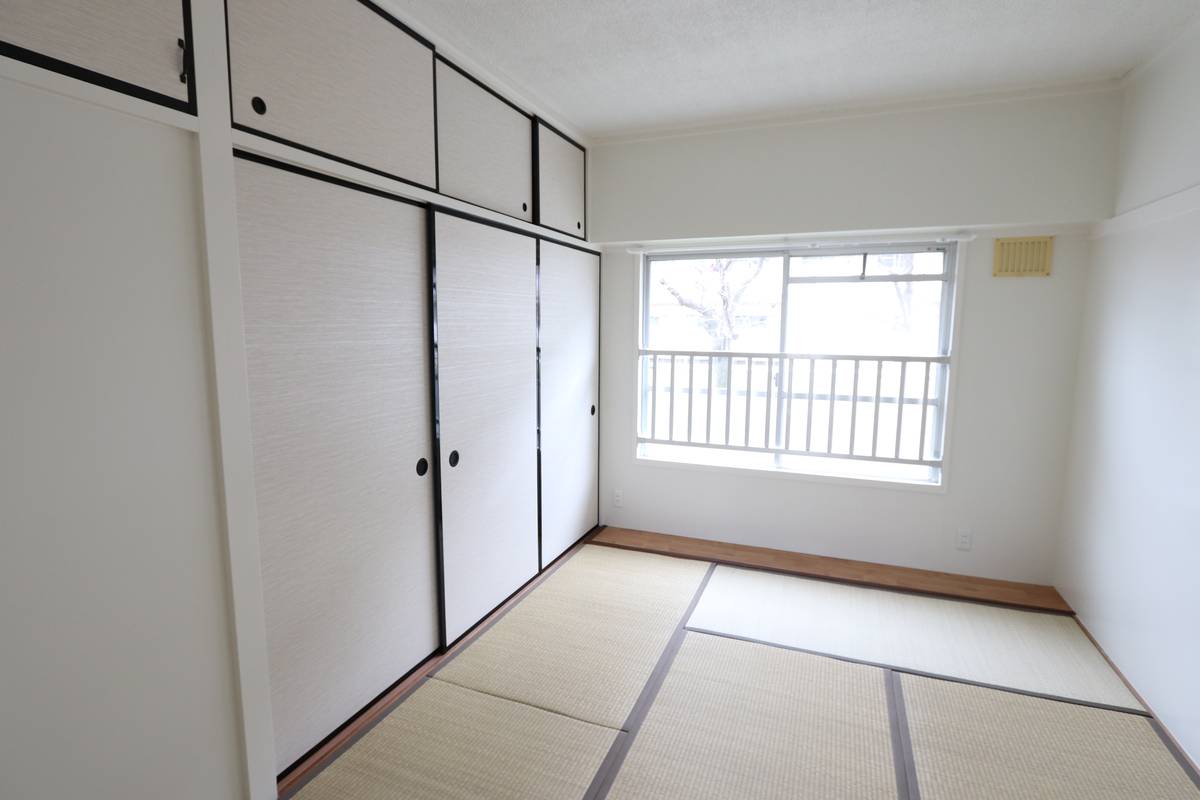 Bedroom in Village House Mizumaki in Onga-gun